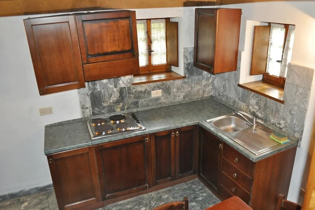Borgo Isola Santa Konuk evi İtalya