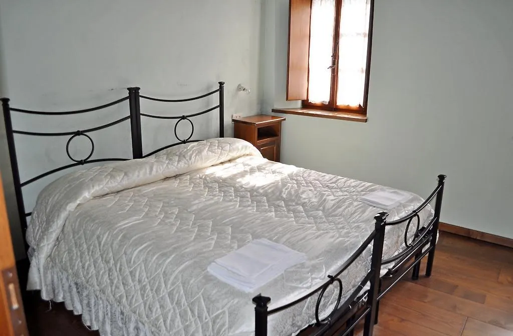 Kır Evi Borgo Isola Santa Konuk evi İtalya