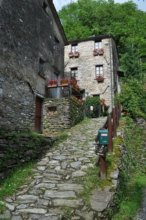 Kır Evi Borgo Isola Santa Konuk evi İtalya
