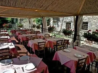Kır Evi Borgo Isola Santa Konuk evi İtalya